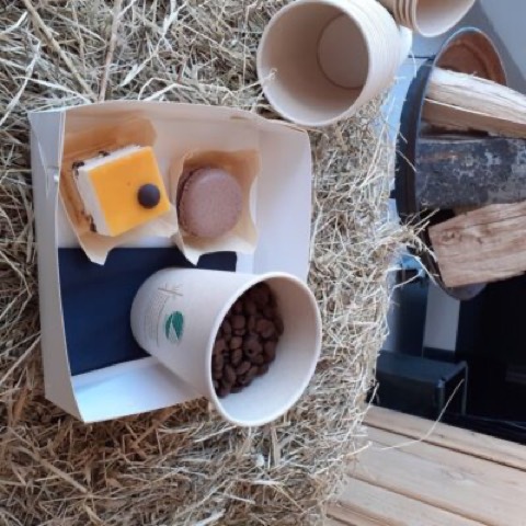 cafe away